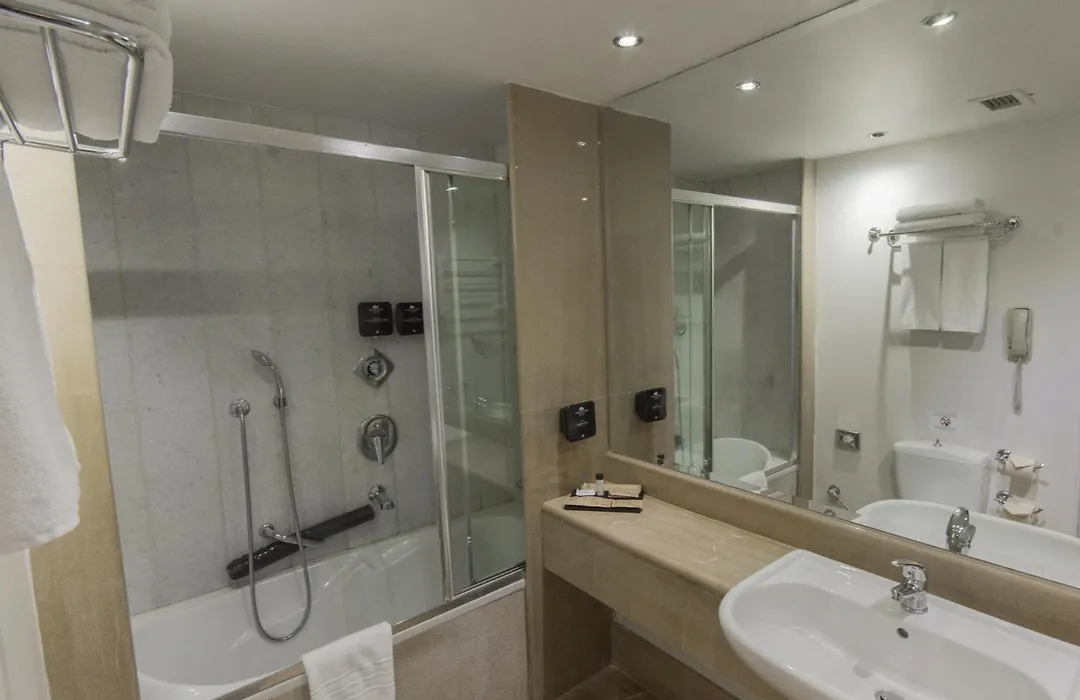 Capsis Bristol Boutique Hotel-1
